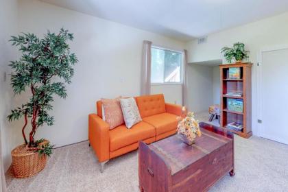 Sea Spray Hideaway - image 2