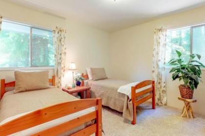 Sea Spray Hideaway - image 7