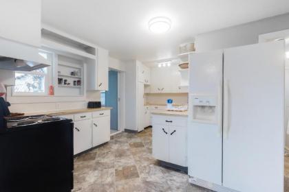 Gray Goose Beach Cottage - image 4