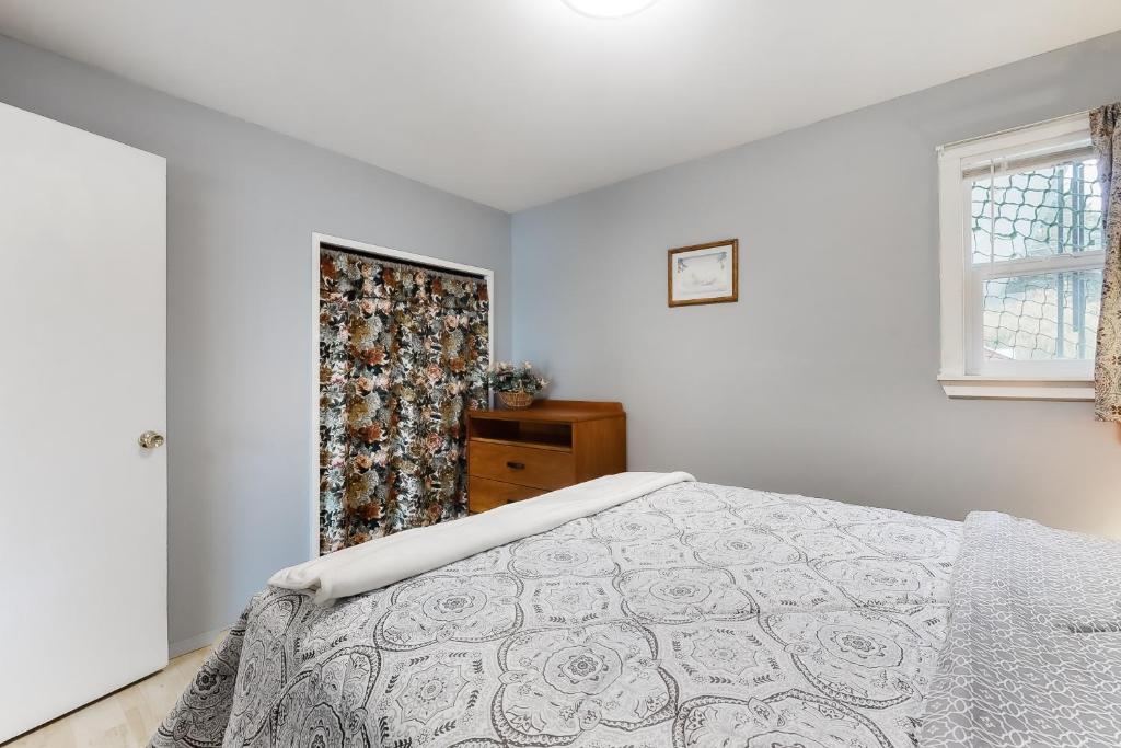 Gray Goose Beach Cottage - image 7