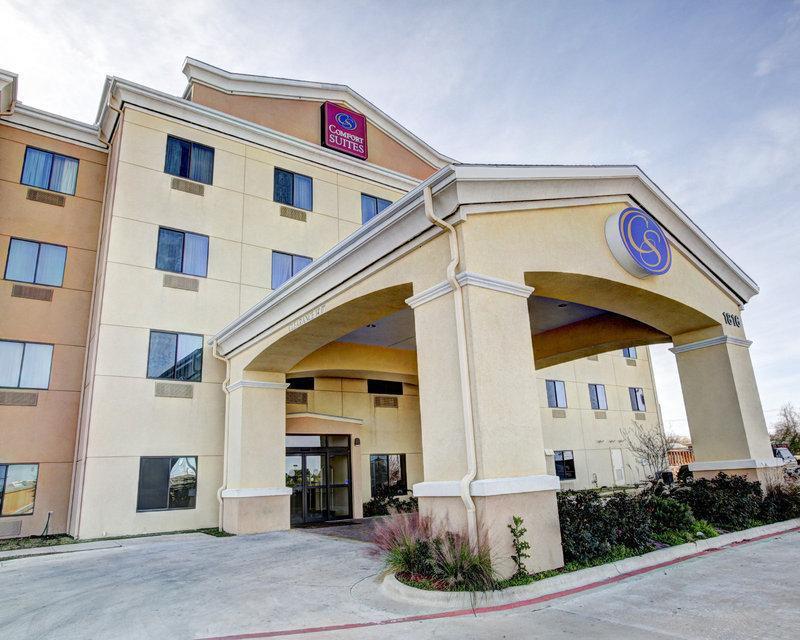 Quality Suites - image 2