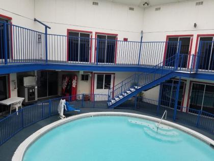 Relax Inn Copperas Cove - image 11