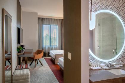 THesis Hotel Miami - image 3