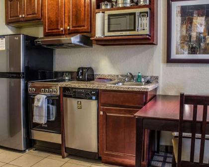 MainStay Suites Coralville - Iowa City - image 13