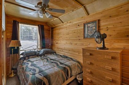 West Glacier Cabin with Gas Grill Near Flathead River - image 7