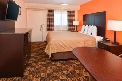 Americas Best Value Inn-Pittsburgh Airport - image 6