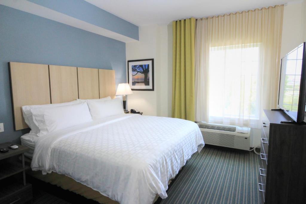Candlewood Suites - Memphis East an IHG Hotel - image 7
