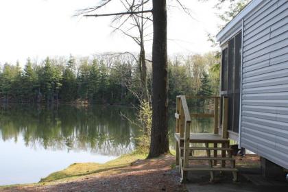 Alpine Lake Lakefront Park Model 4 - image 7