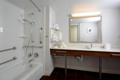 Hampton Inn Charlotte/Cornelius - image 21