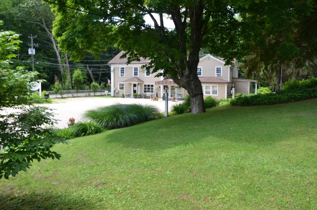 Cornwall Inn - main image