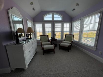 Oceanfront grandeur 4x4 Outerbanks -Hemingway - image 17