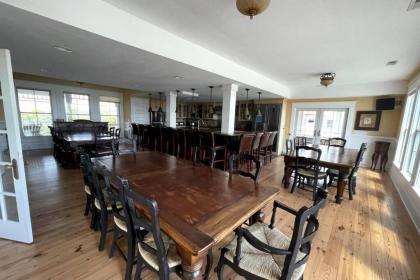 Oceanfront grandeur in 4x4 Outerbanks - Mark Twain - image 7