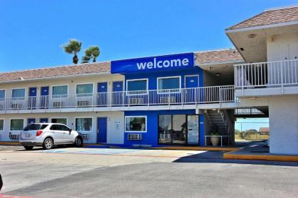 Motel 6-Corpus Christi TX - East - North Padre Island - image 4