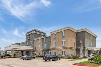Comfort Suites Near Texas A&M Corpus Christi - image 3