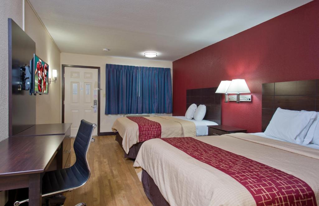 Red Roof Inn Corpus Christi South - image 5