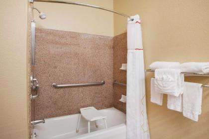 Hawthorn Suites by Wyndham Corpus Christi - image 5