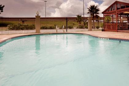 Candlewood Suites Corpus Christi-SPID an IHG Hotel - image 4