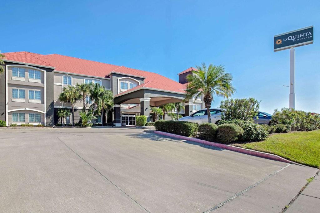 La Quinta by Wyndham Corpus Christi Airport - main image
