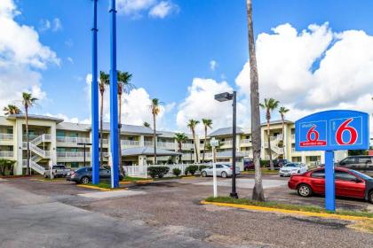 Motel 6-Corpus Christi TX - image 2