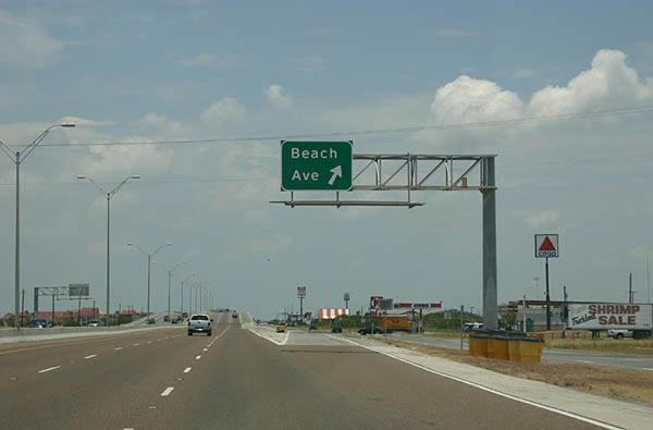 Days Inn by Wyndham Corpus Christi Beach - image 2