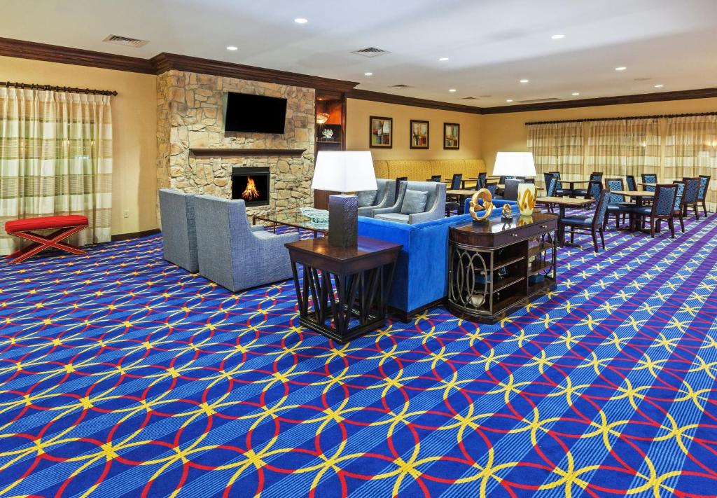 TownePlace Suites by Marriott Corpus Christi - image 5