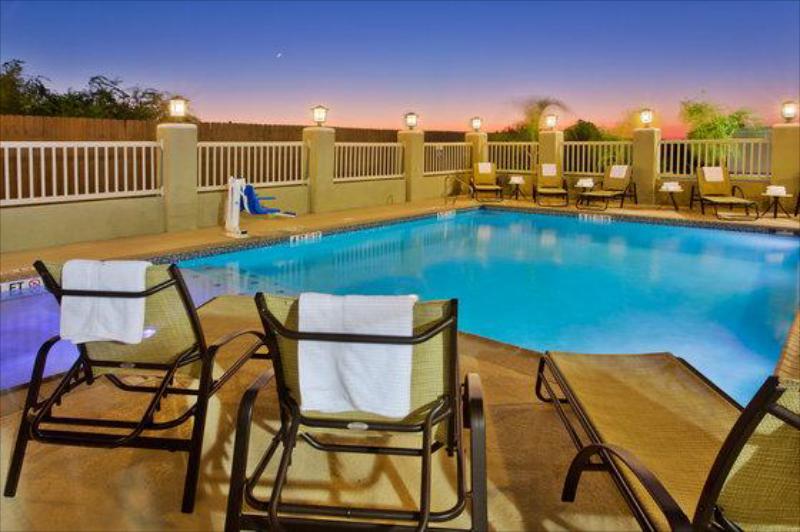 Candlewood Suites Corpus Christi South/Naval Base - image 5