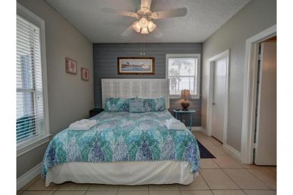 Beach Retreat 123 by Padre Escapes - image 4