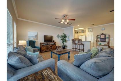 Beach Haven Retreat 304 by Padre Escapes - image 5