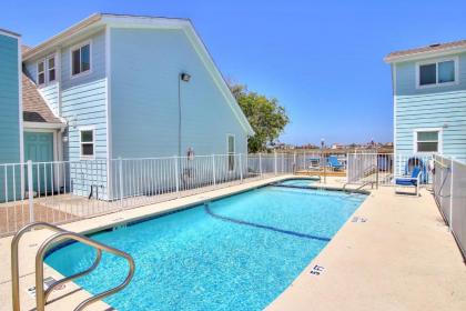 Leeward Cove B4 - image 2