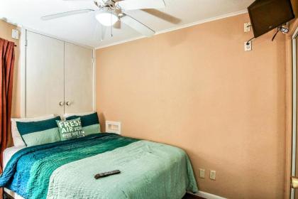 Villa Del Sol Surfside - image 2