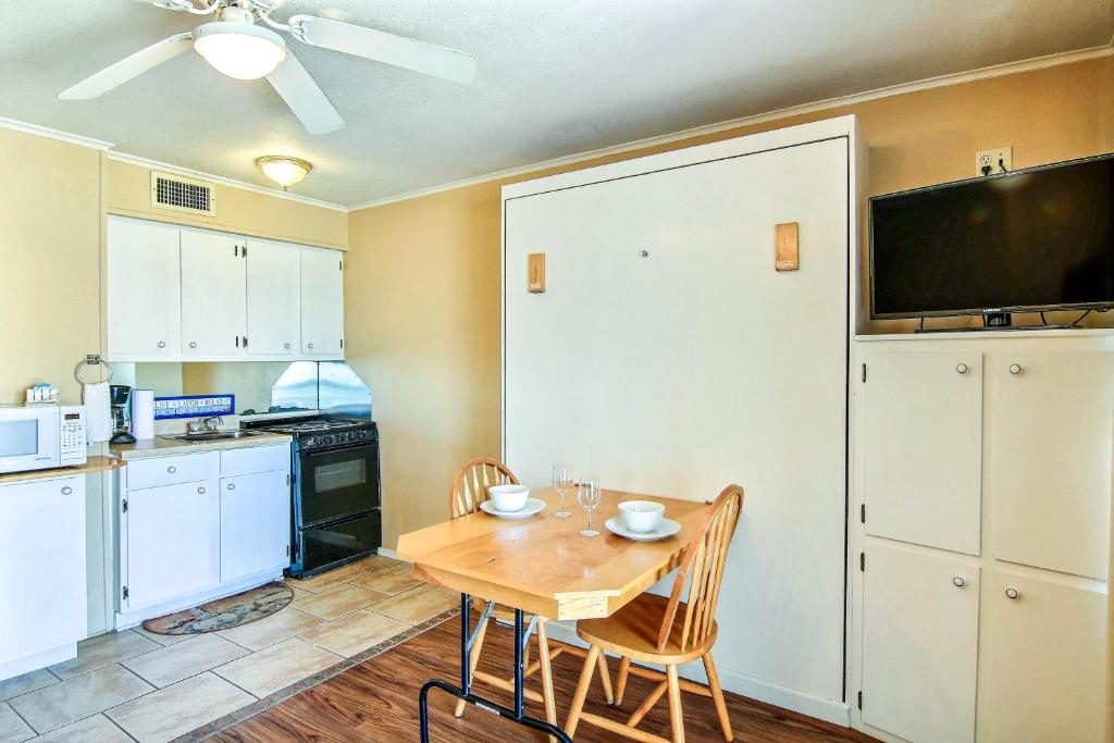 Villa Del Sol Surfside - image 3