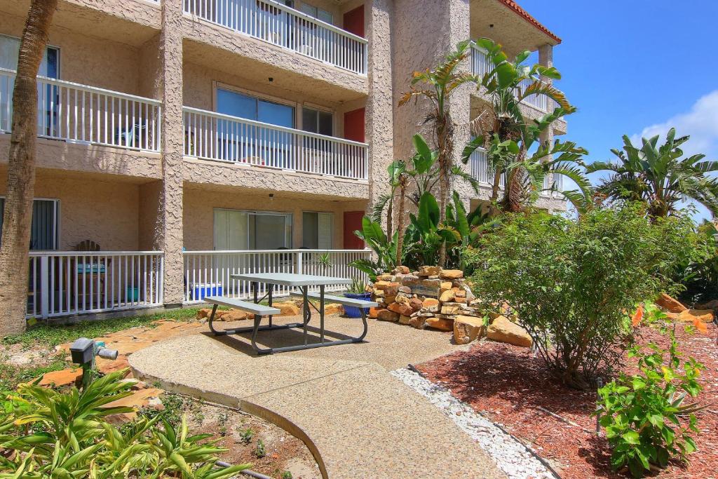Mystic Harbor Condos - image 2