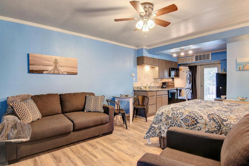 Anchor Resort II - main image