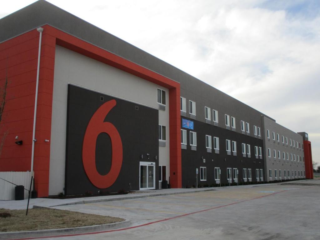 Motel 6-Corpus Christi TX - image 2