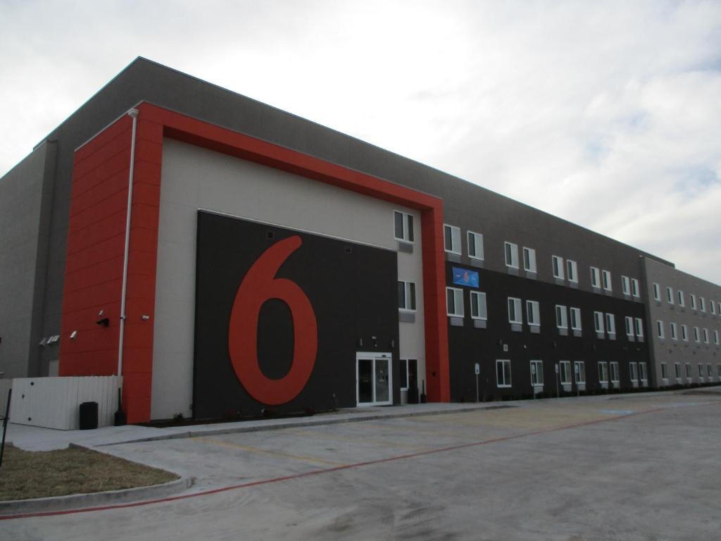 Motel 6-Corpus Christi TX - image 4