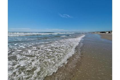 Surfside 108 by Padre Escapes - image 5