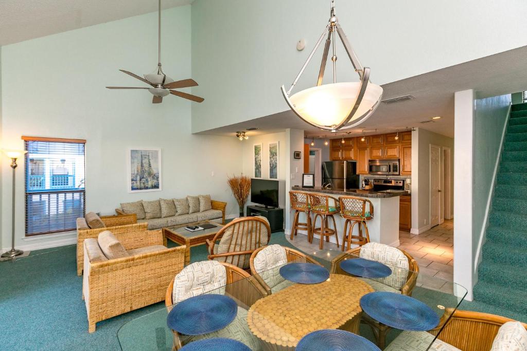 Great Waterfront Escape 209 by Padre Escapes - main image