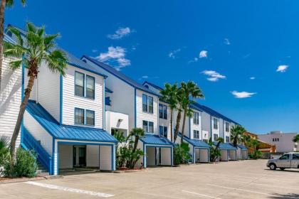 Great Waterfront Escape 209 by Padre Escapes - image 5