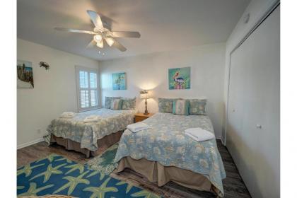Surfside 208 by Padre Escapes - image 3