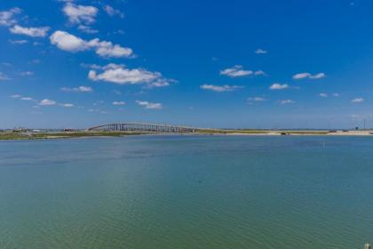 Paradise on the Water 212 by Padre Escapes - image 4