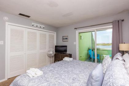 Paradise on the Water 212 by Padre Escapes - image 5