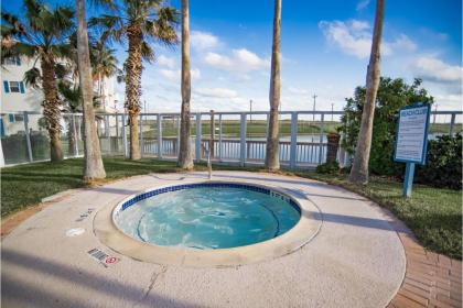 Villa by the Beach 112 by Padre Escapes - image 3