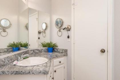 Coastal Comfort 245 by Padre Escapes - image 5