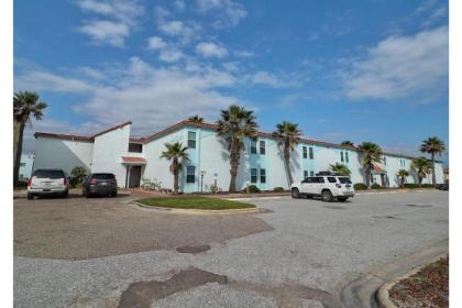 Surfside 104 by Padre Escapes - image 3