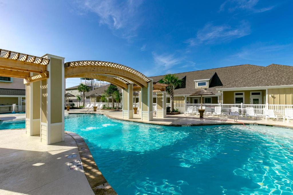 Village by the Beach B920K by Padre Escapes - image 4
