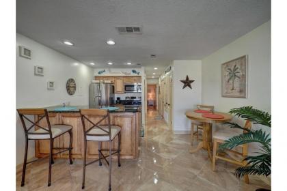 Willow's Bay Retreat 108 by Padre Escapes - image 3