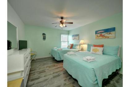 Surfside 202 by Padre Escapes - image 3