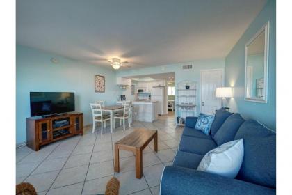 El Constante 105 by Padre Escapes - image 4