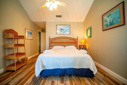 El Constante 203 by Padre Escapes - image 3