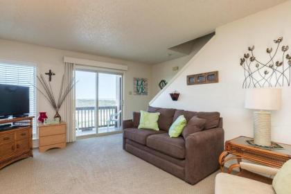 El Constante 225 by Padre Escapes